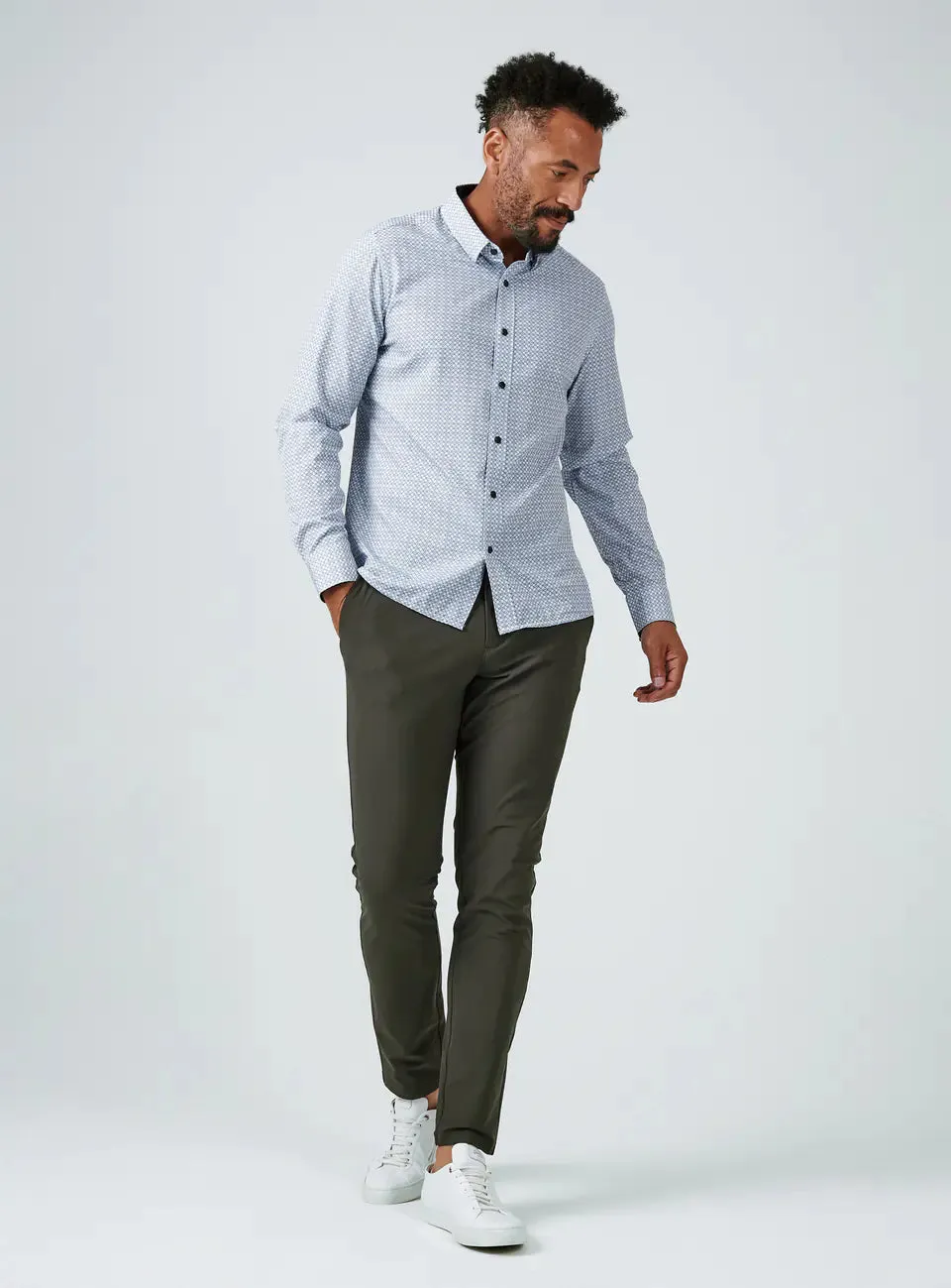 7 Diamonds Infinity Chino In Asphalt